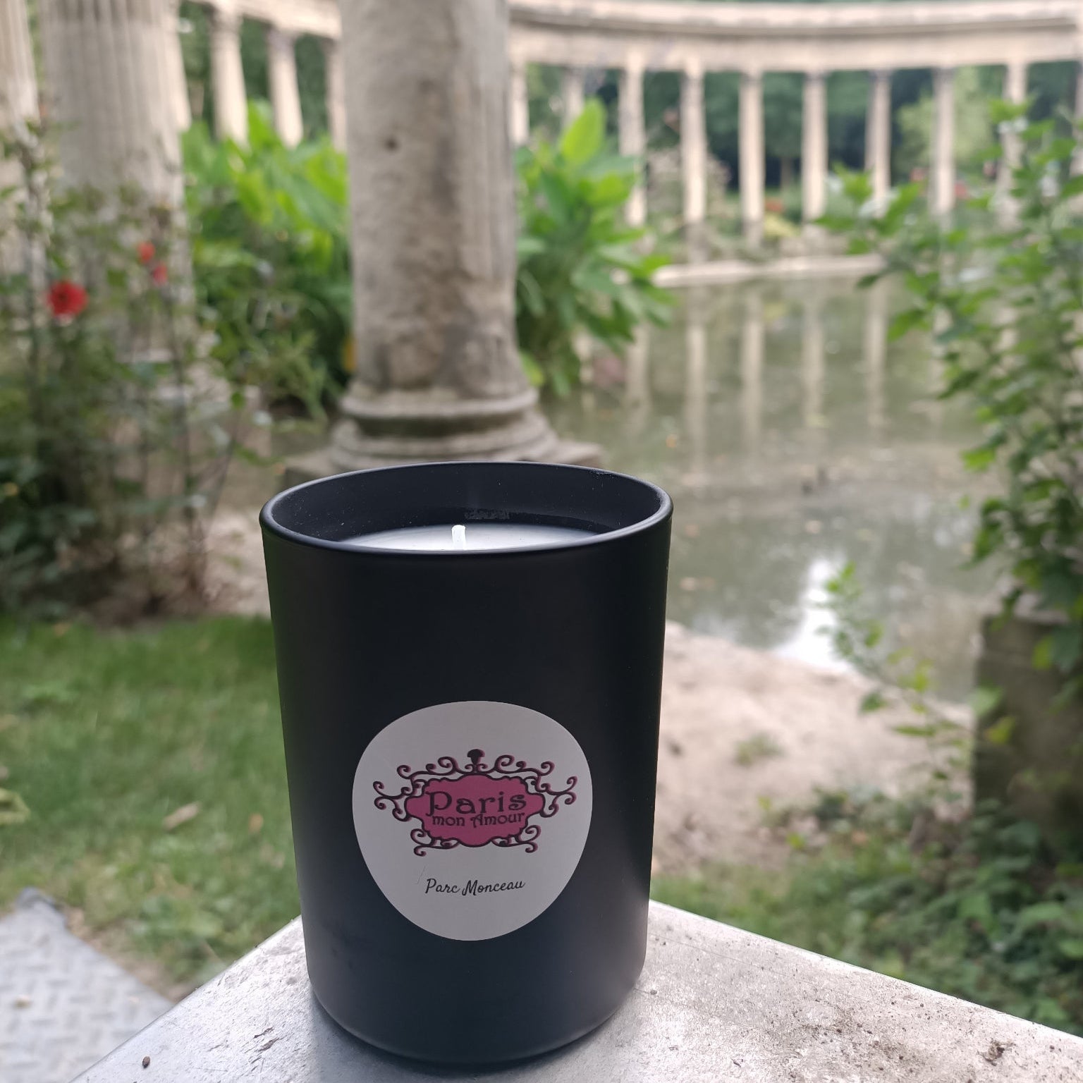 PARIS MON AMOUR Parc Monceau Candle (Black wood) 140 g